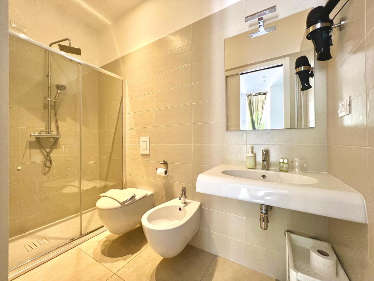 Le 4 Stagioni Rooms ฟรานคาวิลลา อัลมาเร ภายนอก รูปภาพ