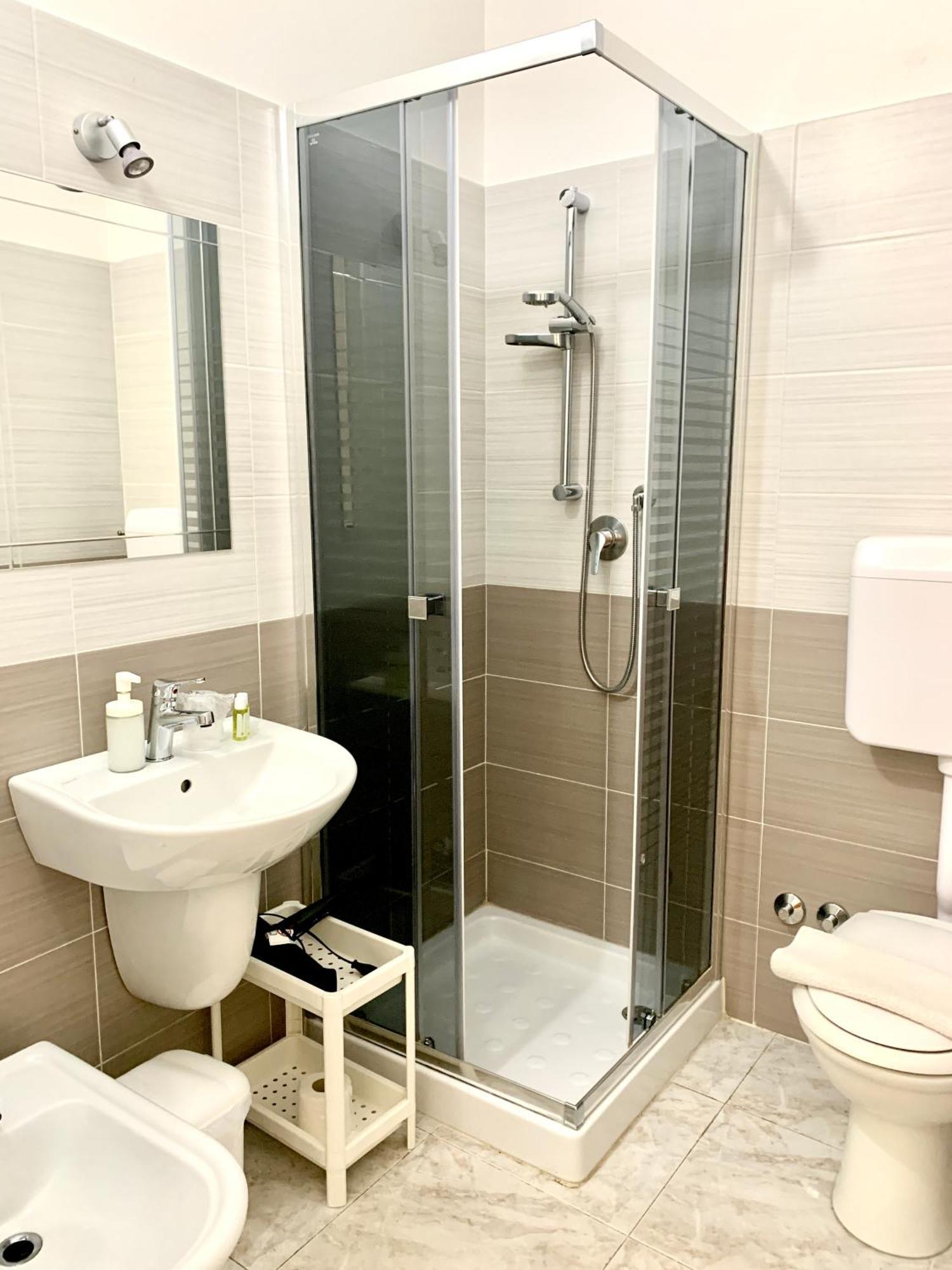 Le 4 Stagioni Rooms ฟรานคาวิลลา อัลมาเร ภายนอก รูปภาพ